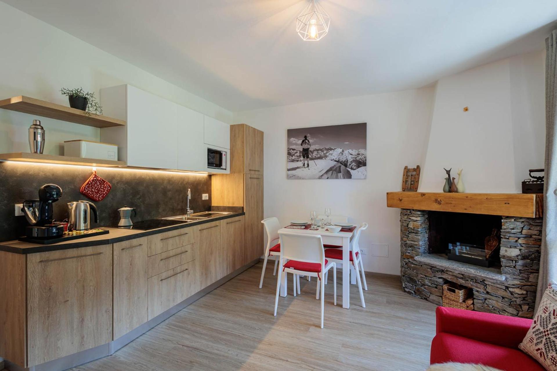 Revo Apartments - Rocca Fiorita Априка Экстерьер фото